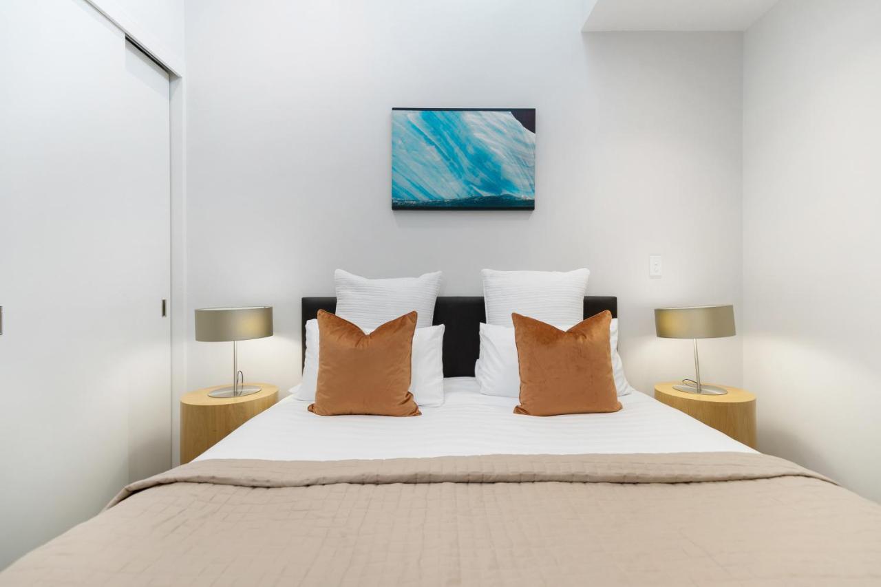 Travellers Oasis, Central Куийнстаун Екстериор снимка